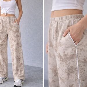 Chrome Riot Floral Joggers Camo